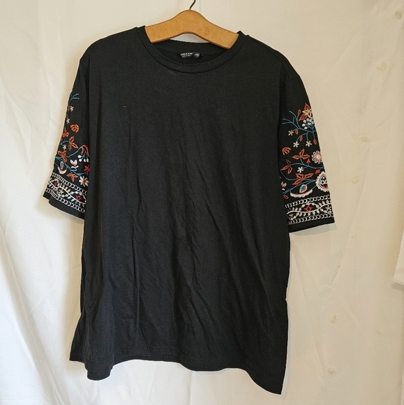 Short Sleeve Embroidered Top Blouse Tshirt 2XL Plus Size - Picture 1 of 5